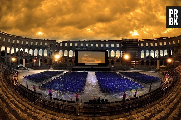 Arena Pula na Croácia é totalmente histórico. A arte do cinema e a arte da arquitetura