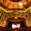 Em Detroit nos EUA, o Fox Theater remete à uma Igreja banhada a ouro