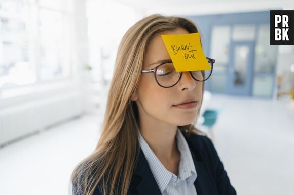 Está com sintomas de burnout? Calma, a condição tem cura!