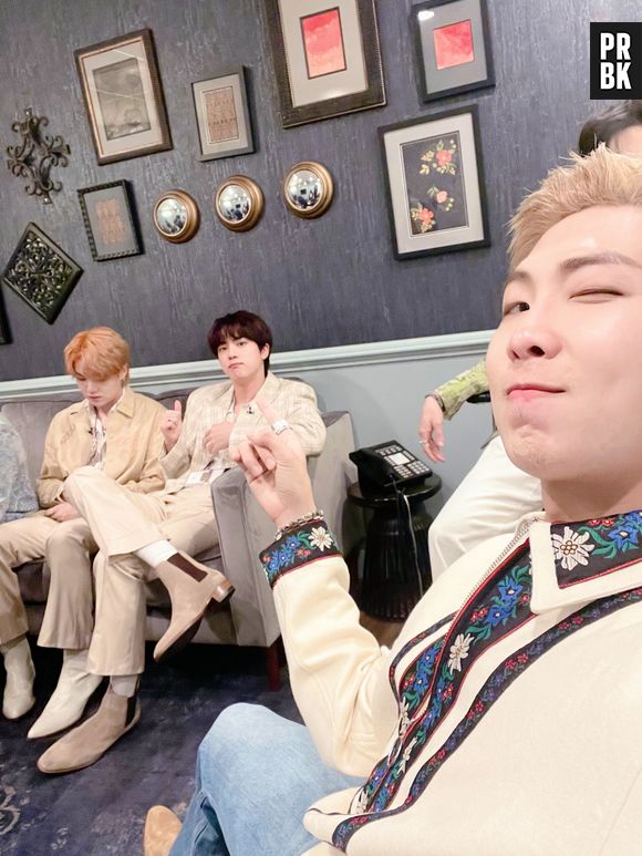 BTS: quem também ama RM de cabelo descolorido?