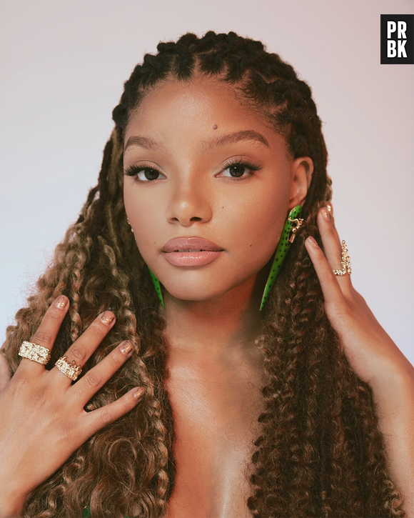 Halle Bailey se emociona com crianças negras chocadas com representatividade no trailer de "A Pequena Sereia"