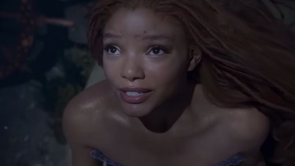 Crianças negras reagem à Halle Bailey em "A Pequena Sereia" e fazem web chorar