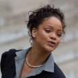 Rihanna se incomoda com cobranças a respeito do seu novo álbum de estúdio