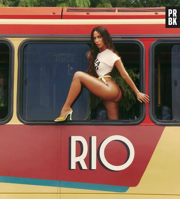 Anitta é a uma grande influenciadora política no Brasil