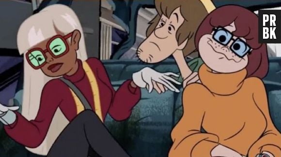 Velma e a estilista Coco Diablo no novo filme do Scooby-Doo