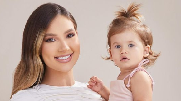 Virginia plagiou Kylie Jenner com nova marca, Maria's Baby? Vote!