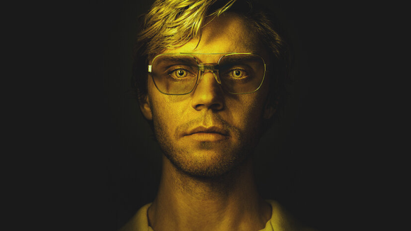 Evan Peters, de "Dahmer", já fez 5 psicopatas. Vote no pior personagem!