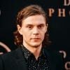 Evan Peters afirmou que Jeffrey Dahmer foi "o personagem mais difícil de sua vida"