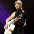 Taylor Swift relembra audição desastrosa com Eddie Redmayne para o filme "Os Miseráveis" em programa