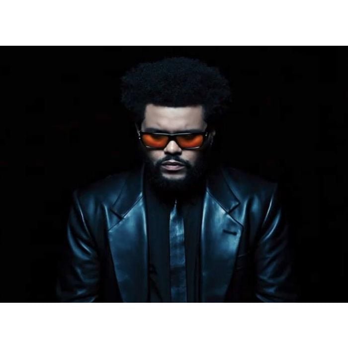 The Weeknd bate recorde trilionário com streams de &quot;Bliding Lights&quot;