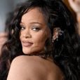 Rihanna se torna a primeira e única artista a ter oito videoclipes com mais de 1 bilhão de views no YouTube