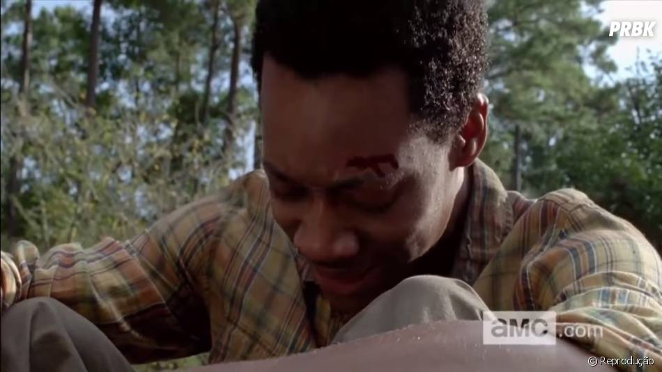 Noah Tyler James Williams Tambem Se Emociona Ao Ver A Amiga Sendo Enterrada Em The Walking Dead Purebreak