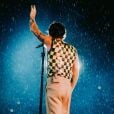 Harry Styles dançou funk, cantou na chuva e aproveitou muito os shows pelo Brasil