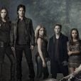 Reencontro, sangue falso, logo de "The Vampire Diaries" e todas as provas de que o elenco está dando pistas sobre o retorno da franquia