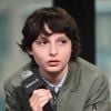 Finn Wolfhard relembra crescimento nos sets de "Stranger Things", que foi lançada em 2016