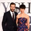 Amanda Waller, esposa de Jamie Dornan, é mais uma a aparecer na première de "Cinquenta Tons de Cinza"