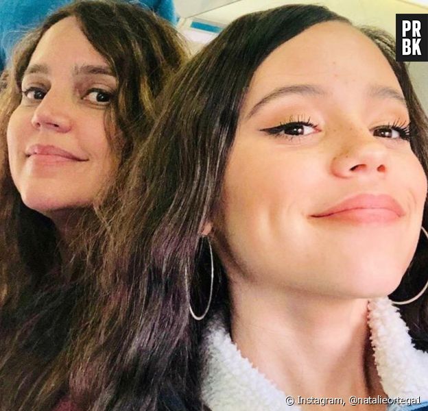 Mãe de Jenna Ortega publicou indiretas para filha nas redes sociais