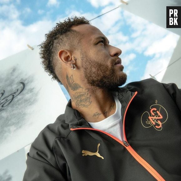 Neymar é exposto por influencer trans