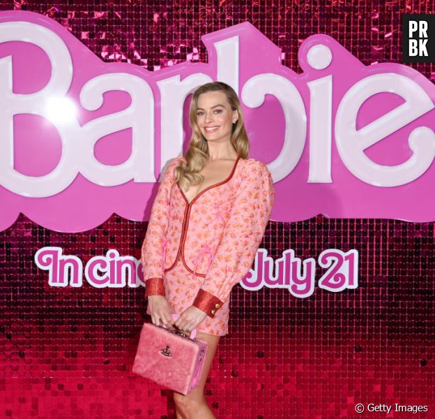 Roupa da Barbie: 40 looks cor de rosa usados por Margot Robbie