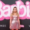 O vestido curtinho brilhante de Margot Robbie foi um dos mais elogiados