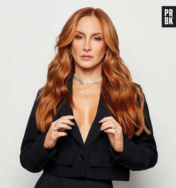 Claudia Leitte também já foi ruiva