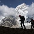 Alpinista chinesa precisou ser resgatada no Monte Everest