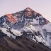 Alpinista causa polêmica por não querer pagar sherpas que a salvaram no Monte Everest