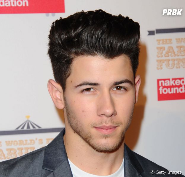 Nick Jonas protagoniza cena de sexo em "Careful What You Wish For"
