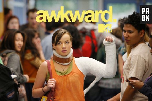 Jenna Hammilton (Ashley Rickards) é conhecida como a menina que tentou se matar em "Awkward"