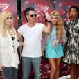Demi Lovato, Simon Cowell, Paulina Rubio e Kelly Rowland estão na bancada de jurados da 3ª temporada do "The X Factor"