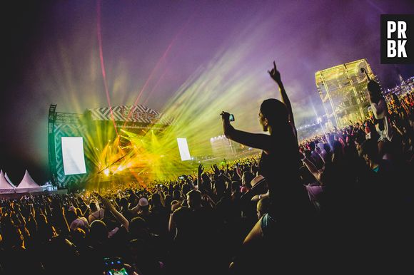 Calvin Harris agita o palco principal do Lollapalooza 2015