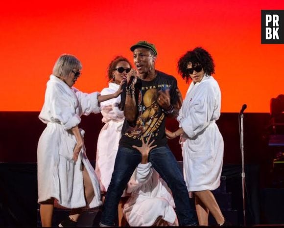 Pharrel Williams agita o Lollapalooza 2015
