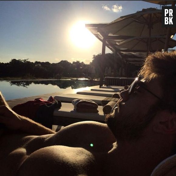 O noivo da Preta Gil, Rodrigo Godoy, adora curtir uma praia nas horas vagas