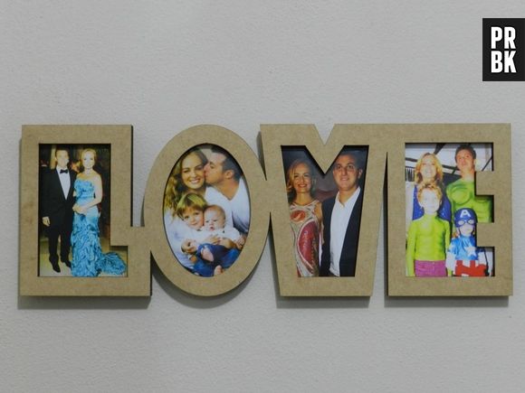 Porta-retratos praticamente caíram em desuso. Deixe que a própria pessoa compre quando ela tiver fotos pra revelar!