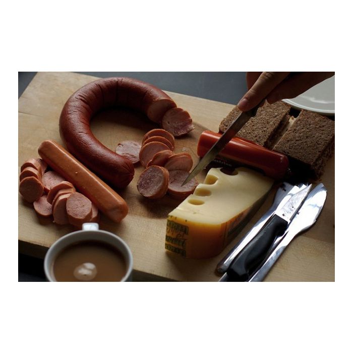  Na Alemanha, as tradicionais salsichas tamb&amp;eacute;m fazem parte do caf&amp;eacute; da manh&amp;atilde; 