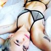 Doidinha e linda, Miley Cyrus seria uma ótima musa do verão, né?