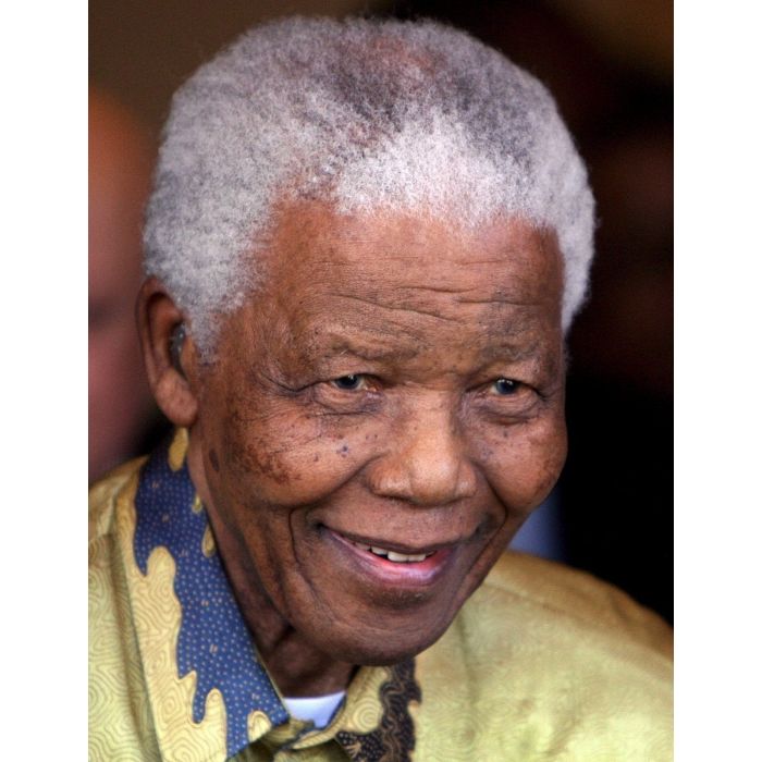  Nelson Mandela ficou 27 anos preso por lutar contra as diferenças raciais na África do Sul 