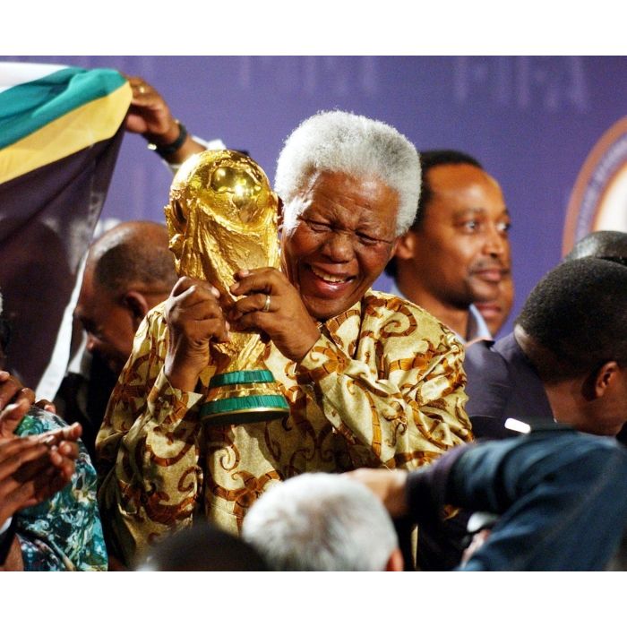 Em 2010, Nelson Mandela foi homenageada pela Fifa na Copa do Mundo da África do Sul