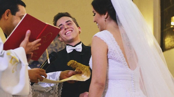 Rafaella Santos, irmã do Neymar, no casamento de DH. Gata marca presença na festa do cantor!