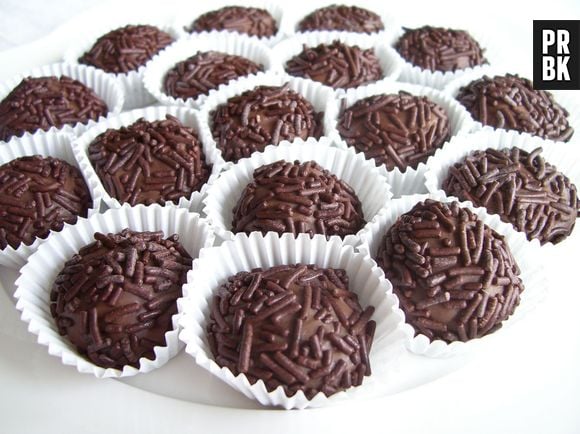 É possível ganhar dinheiro experimentando qualquer coisa, inclusive doces!