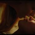  O beijo de Megan Fox e Amanda Seyfried, em "Garota Infernal", mexe com a cabe&ccedil;a de muita gente 