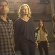  Nick (Frank Dillane), Travis (Cliff Curtis), Madison (Kim Dickens) e   Alicia (Alycia Debnam-Carey) são os protagonistas de "Fear The Walking Dead" e já passaram perrengue no primeiro episódio 