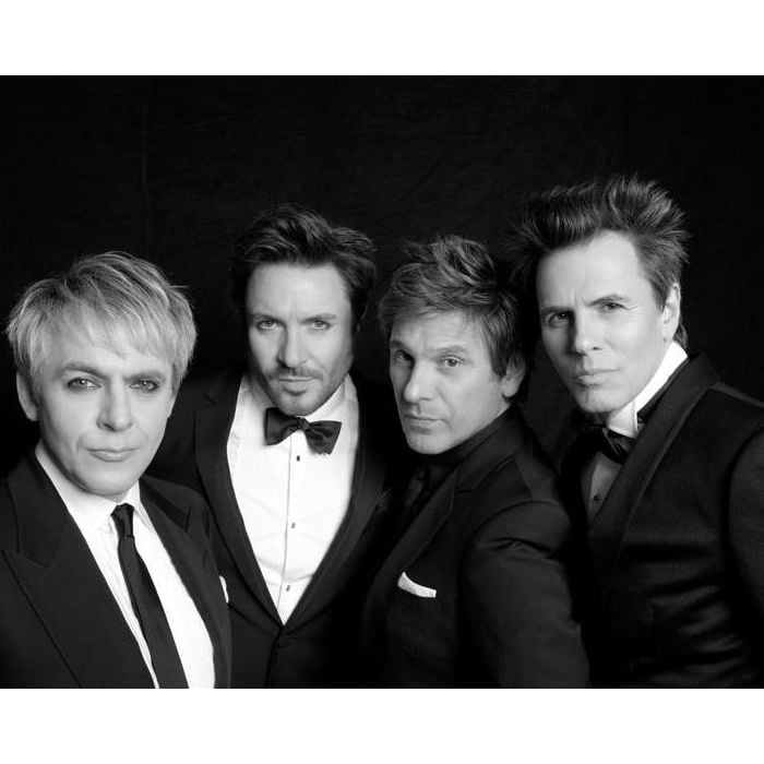 A banda inglesa Duran Duran também deu o que falar com a faixa &quot;A View To A Kill&quot;, em &quot;007 Na Mira dos Assassinos&quot;