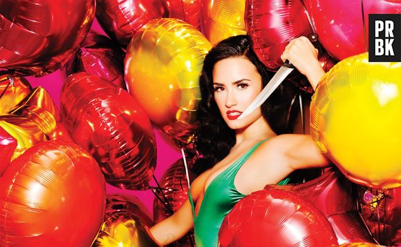 Poderosa e com a carreira indo super bem, Demi Lovato encarou cliques ousados