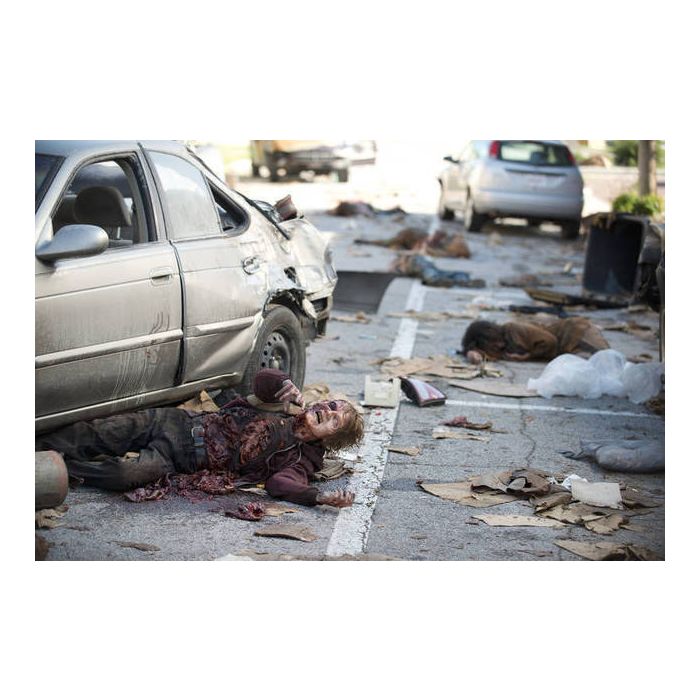 Em &quot;The Walking Dead&quot;, os zumbis andam dando muitas dores de cabeça para Rick (Andrew Lincoln) e companhia!