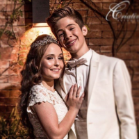 Larissa Manoela e João Guilherme brincam de torta na cara e publicam foto para os fãs no Instagram