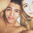 Biel e Gi Marins fazem sucesso nas redes sociais com suas selfies juntinhos. Nós amamos!