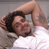 Junior é eliminado do "BBB14" com 68%! Clara e Vanessa comemoram: "Muito feliz"