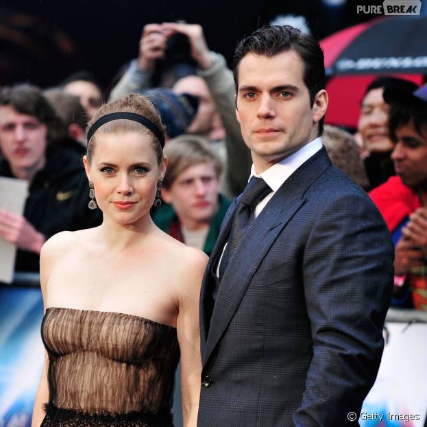 Henry Cavill e Amy Adams repercutem críticas negativas a "Batman Vs Superman"