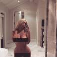 No começo de março, Kim Kardashian já havia compartilhado uma selfie pelada no Instagram